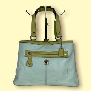 Coach Laura Leather Tote 👜